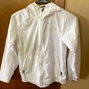 Youth White North Face wind breaker! Size 7/8! In great condition!